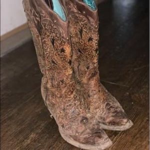Women’s corral boots